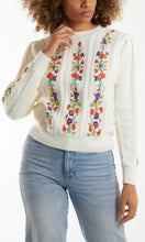 Load image into Gallery viewer, CREAM EMBROIDERED FLOWER CABLE KNIT JUMPER