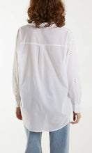Load image into Gallery viewer, WHITE VOILE EMBROIDERED BUTTON DOWN SHIRT