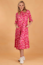 Load image into Gallery viewer, Abstract Print 3/4 Sleeve Classic Midi Tiered Dress in Pink