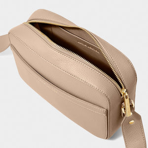 Cleo Crossbody Bag in Soft Tan