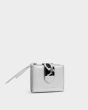Load image into Gallery viewer, Silver Hallie purse