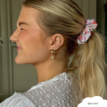 Load image into Gallery viewer, Dolce Vita Scrunchie