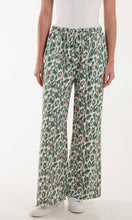 Load image into Gallery viewer, KHAKI LEOPARD PRINT CULOTTE TROUSER