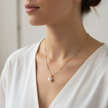 Load image into Gallery viewer, Tarnish Resistant Pearl Necklace