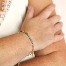 Load image into Gallery viewer, Green Adjustable Ombre Stone Bracelet