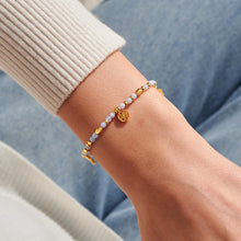 Load image into Gallery viewer, Affirmation Card 'Love' Bracelet