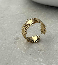 Load image into Gallery viewer, Tarnish Resistant Open Sun Ring