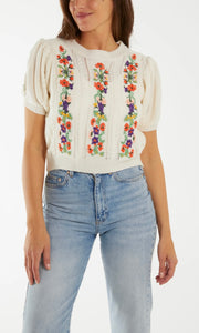 CREAM EMBROIDERED FLOWER CABLE KNIT TOP