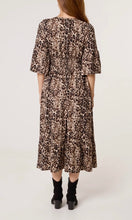 Load image into Gallery viewer, LEOPARD PRINT V-NECK STRETCH SHIRRED DRESS