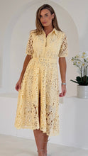 Load image into Gallery viewer, Meadow Short sleeve Midi Dress Yellow