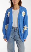 Load image into Gallery viewer, BLUE FLOCKING DAISY FLOWER OPEN CARDIGAN
