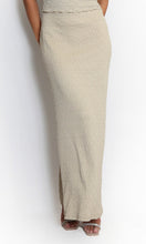 Load image into Gallery viewer, CREAM TEXTURED SKIRT