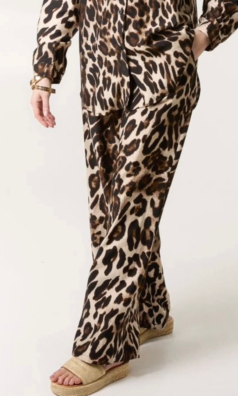 LEOPARD PRINT TROUSER
