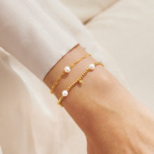Load image into Gallery viewer, Stacks Of Style Set Of 2 Bracelets In White Pearl And Gold Plating
