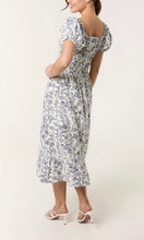 Load image into Gallery viewer, BLUE AND WHITE VINTAGE FLORAL PUFF SLEEVE MIDI DRESS