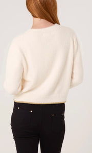 CREAM GOLD FLOWER BUTTON KNIT CARDIGAN