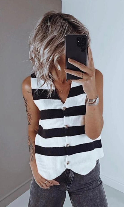 Stripes Knit Sleeveless Cardigan