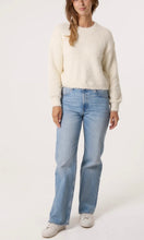 Load image into Gallery viewer, CREAM SOFT KNIT ROUND NECK JUMPER