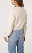 Load image into Gallery viewer, CREAM SOFT KNIT ROUND NECK JUMPER