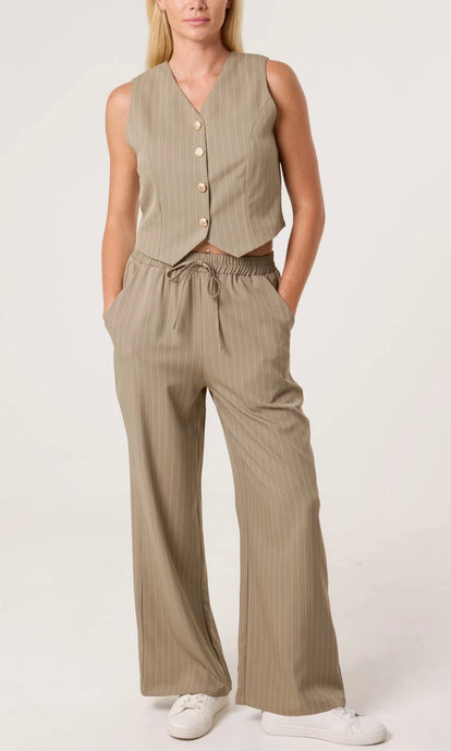 KHAKI PINSTRIPE WAISTCOAT & TROUSER SUIT CO-ORD