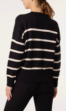 Load image into Gallery viewer, BLACK AND WHITE ROUND NECK STRIPE JUMPER