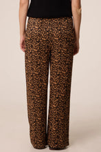 Load image into Gallery viewer, Leopard Print Wide Leg Trouser