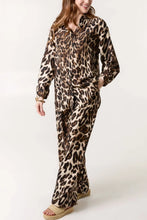 Load image into Gallery viewer, Leopard Print Shirt