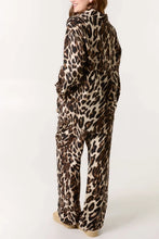 Load image into Gallery viewer, Leopard Print Wide Leg Trousers