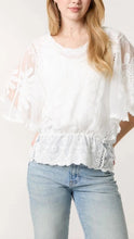 Load image into Gallery viewer, Sunflower Lace Top