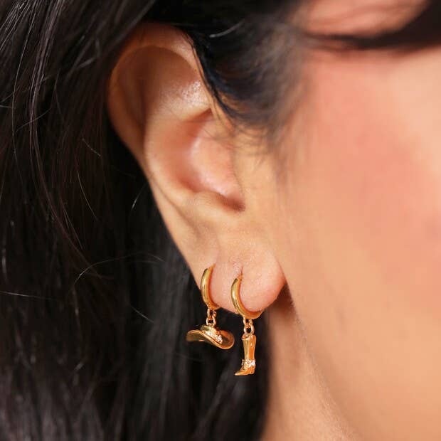 Mismatched Cowboy Boot and Hat Huggie Hoop Earrings in Gold