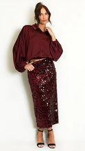 Load image into Gallery viewer, Wine Sequin Midi Skirt