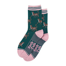 Load image into Gallery viewer, Women&#39;s Bamboo Socks - Green/Light pink, Winter Cheetah: UK 3-7 | EU 36-40 | US 5-9