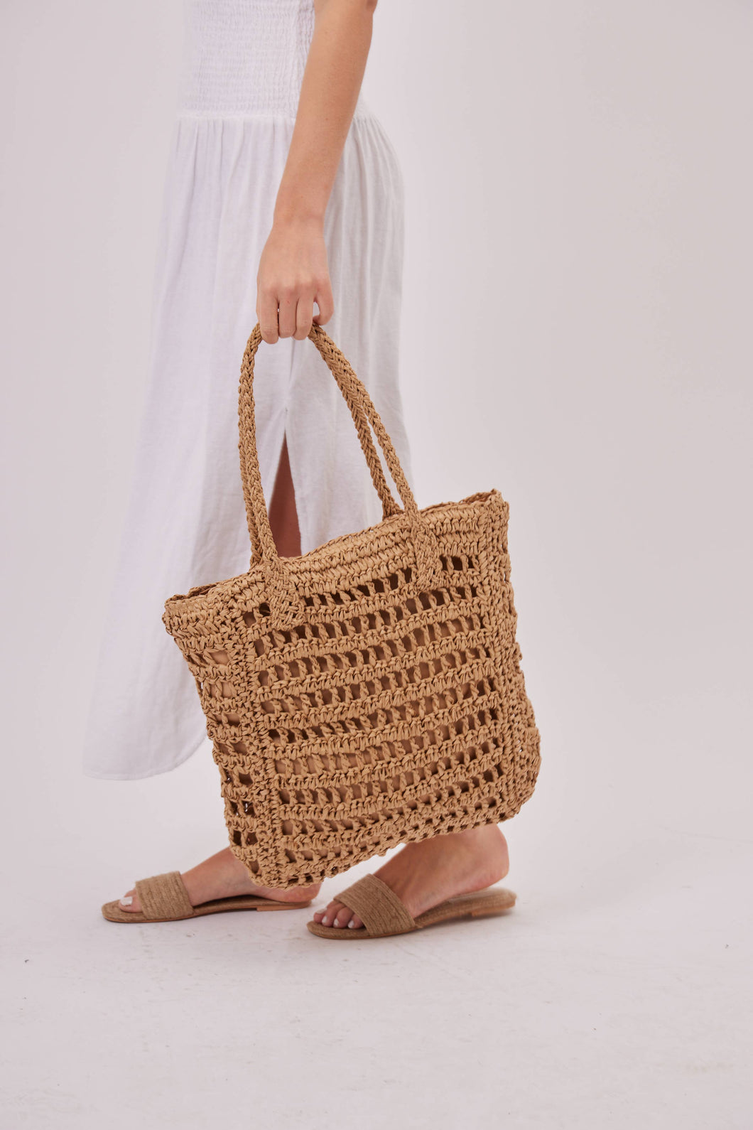 Woven Tote Bag in Natural: Natural