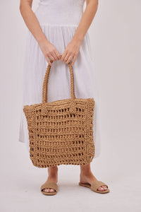 Woven Tote Bag in Natural: Natural