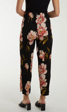 Load image into Gallery viewer, Floral Print Pleated Trousers