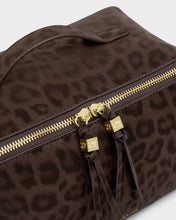 Load image into Gallery viewer, Leopard Soho Medium Makeup &amp; Wash Bag