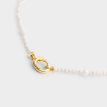 Load image into Gallery viewer, Pearl Glow Choker in Pearl &amp; Gold