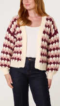 Load image into Gallery viewer, Pink and Wine Scallop Cardigan