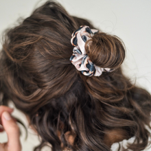 Load image into Gallery viewer, Ivory Tort Scrunchie