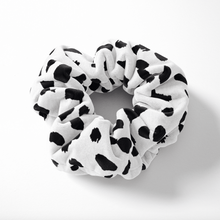 Load image into Gallery viewer, Monochrome Spot Scrunchie