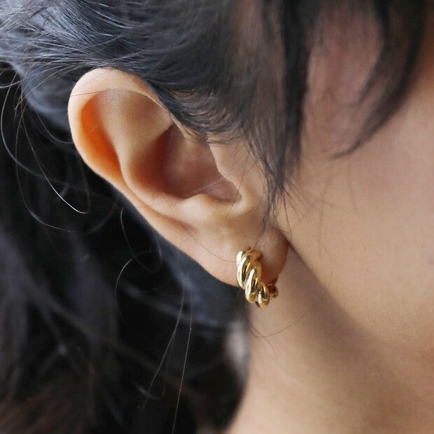 Rope Huggie Hoop Earrings in Gold